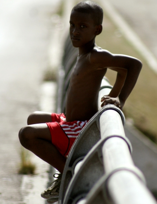 Illustration for article titled Race in Cuba: Images of Cuban Life
